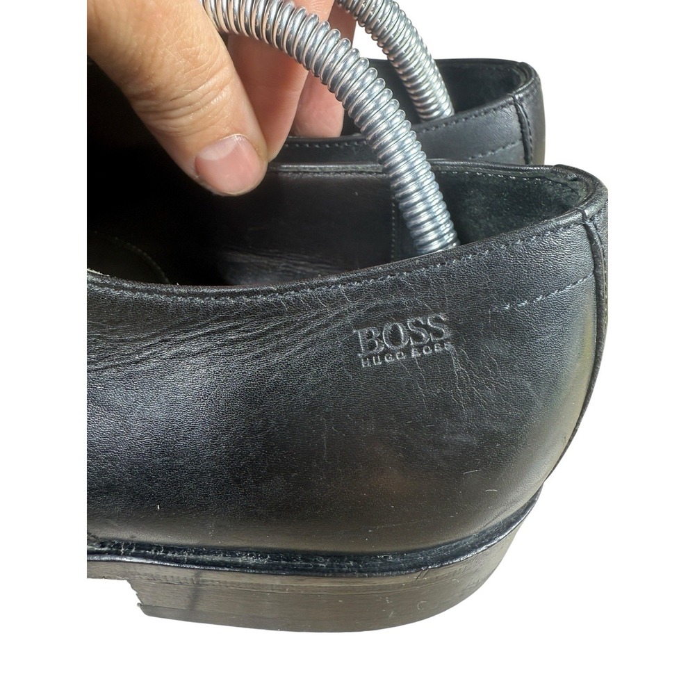 Hugo Boss Dress Shoe Size 9 Men's Embossed Logo Black Leather Lace Up Apron Toe - Picture 10 of 14